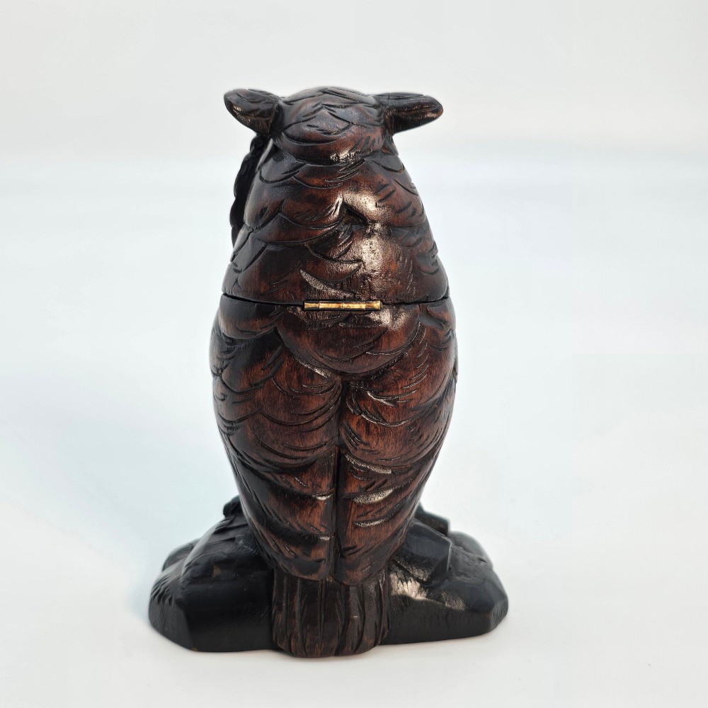 A rare Swiss/Black Forest owl match holder View IV