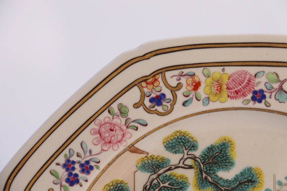 A pair of early nineteenth-century octagonal Spode stone china cabinet plates decorated with polychrome Chinoiserie garden scenes and floral borders. View XI