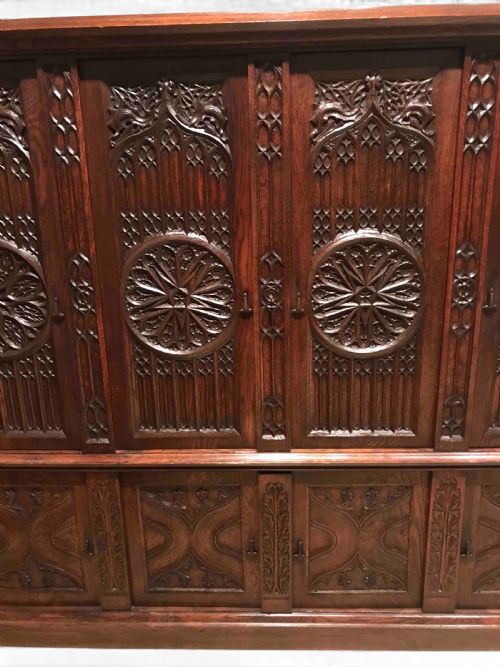 GOTHIC REVIVAL CUPBOARD - ADDITIONAL PHOTO 11