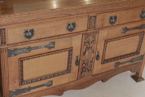 ART NOUVEAU DRESSER IN OAK C1900 - ADDITIONAL PHOTO 3