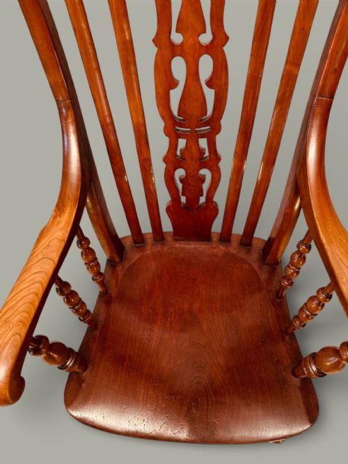 EXTRA TALL WINDSOR FARMHOUSE ARMCHAIR C1900 - ADDITIONAL PHOTO 12