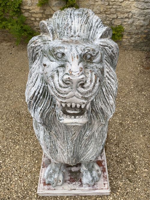 LION SCULPTURE CARVED WOOD LIFE SIZE 20TH CENTURY - ADDITIONAL PHOTO 1