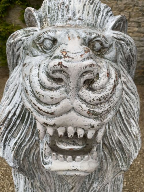 LION SCULPTURE CARVED WOOD LIFE SIZE 20TH CENTURY - ADDITIONAL PHOTO 3