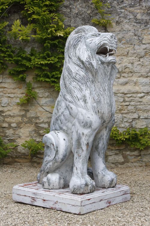 LION SCULPTURE CARVED WOOD LIFE SIZE 20TH CENTURY - ADDITIONAL PHOTO 4