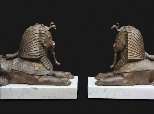 FRENCH EGYPTIAN REVIVAL BRONZE SPHINX SCULPTURES MONUMENTAL SIZE ON CARRARA MARBLE PLINTHS - ADDITIONAL PHOTO 3