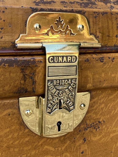 CUNARD LINE STEEL TRAVELING TRUNK 19THC - ADDITIONAL PHOTO 4