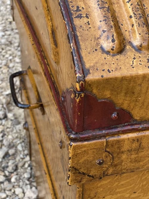 CUNARD LINE STEEL TRAVELING TRUNK 19THC - ADDITIONAL PHOTO 5