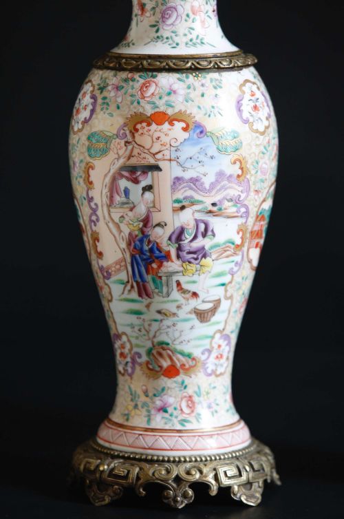 CHINESE CANTON FAMILLE ROSE VASE OIL LANTERN LAMPS PAIR 19TH CENTURY - ADDITIONAL PHOTO 3