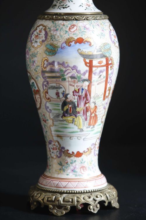 CHINESE CANTON FAMILLE ROSE VASE OIL LANTERN LAMPS PAIR 19TH CENTURY - ADDITIONAL PHOTO 4