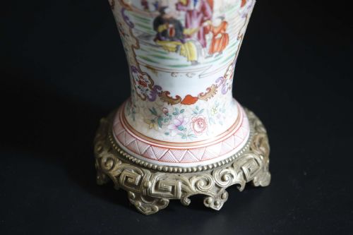 CHINESE CANTON FAMILLE ROSE VASE OIL LANTERN LAMPS PAIR 19TH CENTURY - ADDITIONAL PHOTO 5