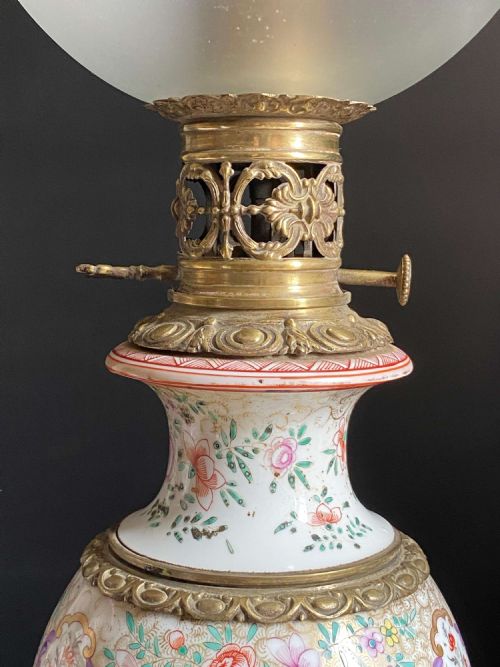 CHINESE CANTON FAMILLE ROSE VASE OIL LANTERN LAMPS PAIR 19TH CENTURY - ADDITIONAL PHOTO 10