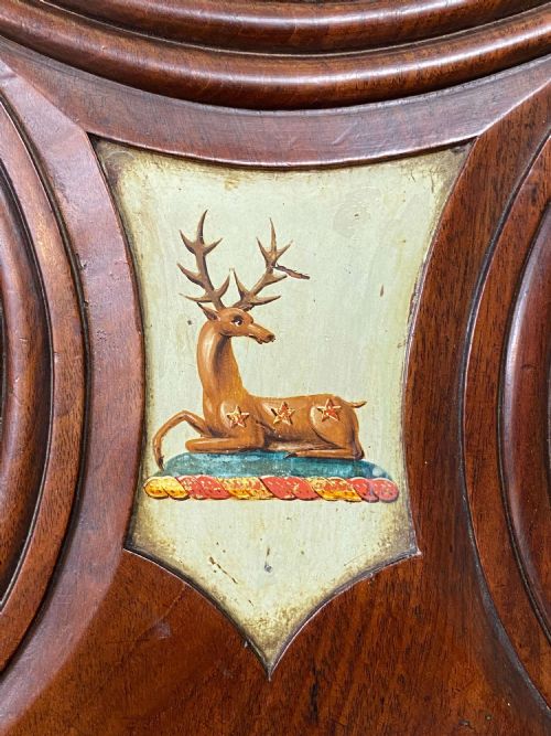ENGLISH GEORGIAN ARMORIAL HALL CHAIRS ATTRIBUTED TO GILLOWS CIRCA 1810 - ADDITIONAL PHOTO 8