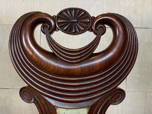 ENGLISH GEORGIAN ARMORIAL HALL CHAIRS ATTRIBUTED TO GILLOWS CIRCA 1810 - ADDITIONAL PHOTO 9