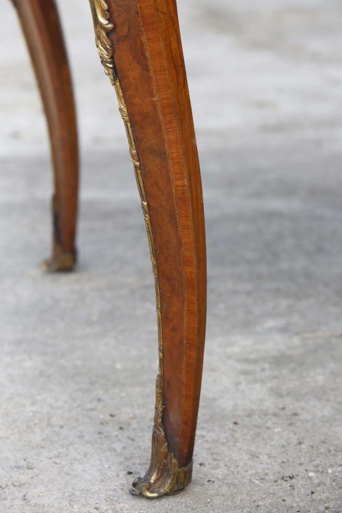 SERPENTINE DESK BURR WALNUT ORMOLU CENTER TABLE SATINWOOD CABRIOLE LEGS 19TH C - ADDITIONAL PHOTO 11