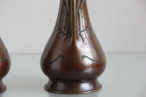 PAIR JAPANESE BRONZE VASES EGRET HANDLE DECORATION C1890 - ADDITIONAL PHOTO 7