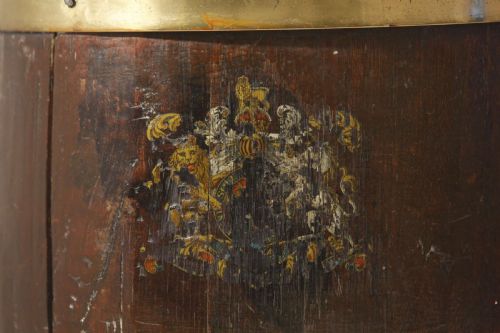 OAK BARREL UMBRELLA STAND WITH BRASS BRACES ENGLISH COAT OF ARMS 19TH CENTURY - ADDITIONAL PHOTO 3