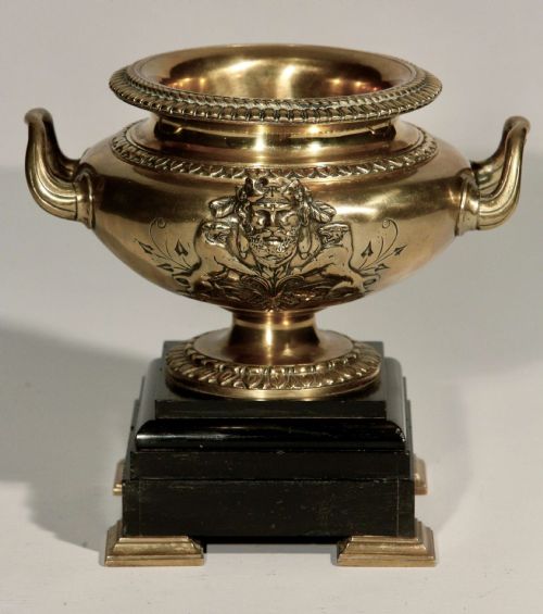 BRONZE URN VASES FRENCH PAIR ON MARBLE BASES 19TH CENTURY - ADDITIONAL PHOTO 7