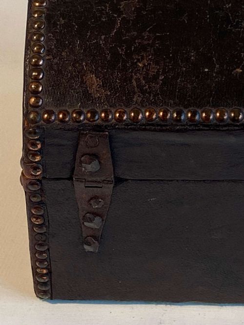 REGENCY LEATHER STUDDED CAMPAIGN CASE TRUNK BY CHAPPLE SONS INITIALS IM - ADDITIONAL PHOTO 7