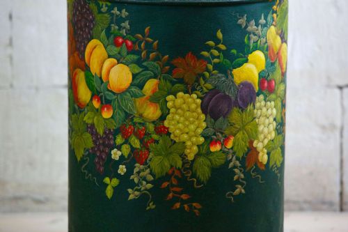 MILK CHURN PAINTED JARDINIERE UMBRELLA POT - ADDITIONAL PHOTO 3