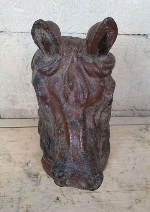 HORSE HEAD CAST IRON HITCHING POST - ADDITIONAL PHOTO 7
