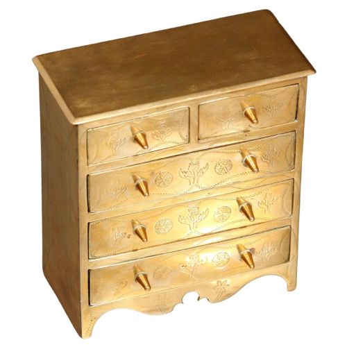JEWELRY BOX APPRENTICE CHEST BRASS ENGRAVED THISTLE MINIATURE - ADDITIONAL PHOTO 1