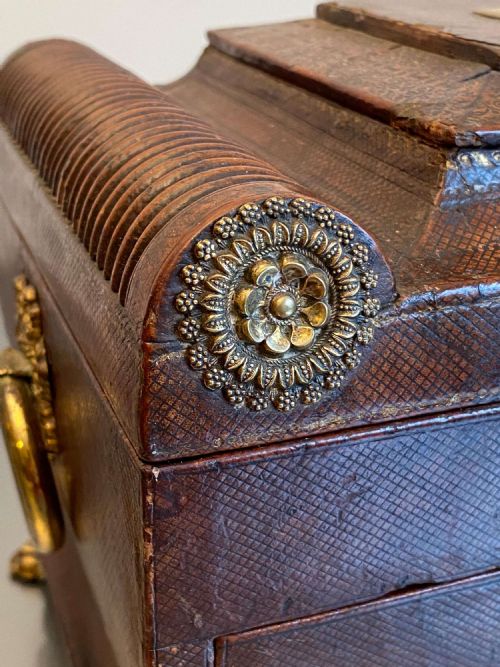 REGENCY LEATHER BOUND WRITING SLOPE SEWING JEWELLERY BOX ENGRAVED K 1818 - ADDITIONAL PHOTO 2
