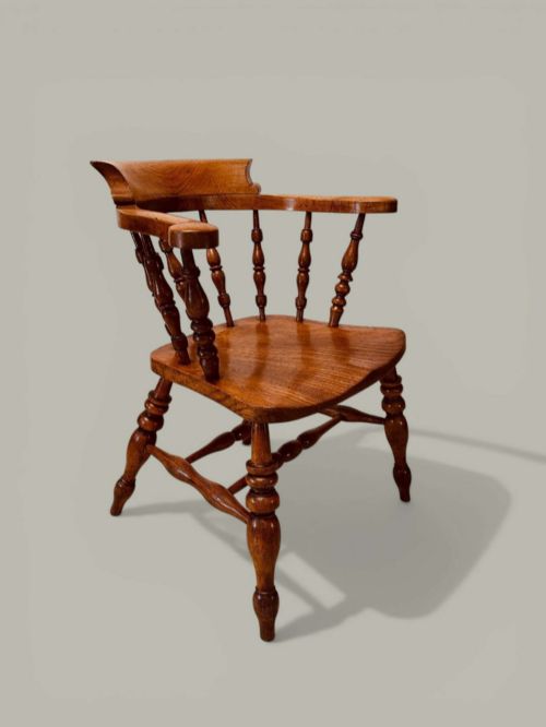 WINDSOR CAPTAIN’S CHAIR IN ASH & ELM C 1900
