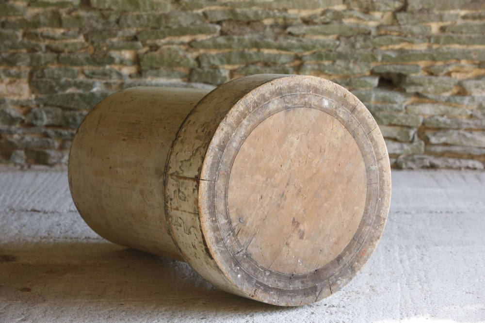 A cylindrical 18th-century Neoclassical painted pine column pedestal with a stepped moulded base and a weathered cream paint finish. View XI