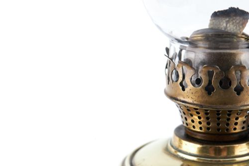ANTIQUE BRASS OIL LAMP - ADDITIONAL PHOTO 4
