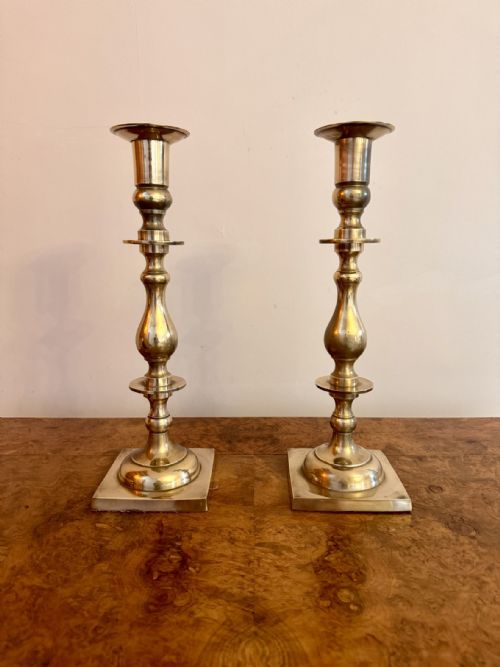 LARGE QUALITY PAIR OF BRASS ANTIQUE CANDLESTICKS - ADDITIONAL PHOTO 2