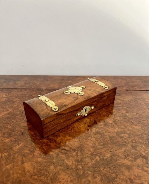 ANTIQUE VICTORIAN QUALITY BURR WALNUT AND BRASS MOUNTED GLOVE BOX