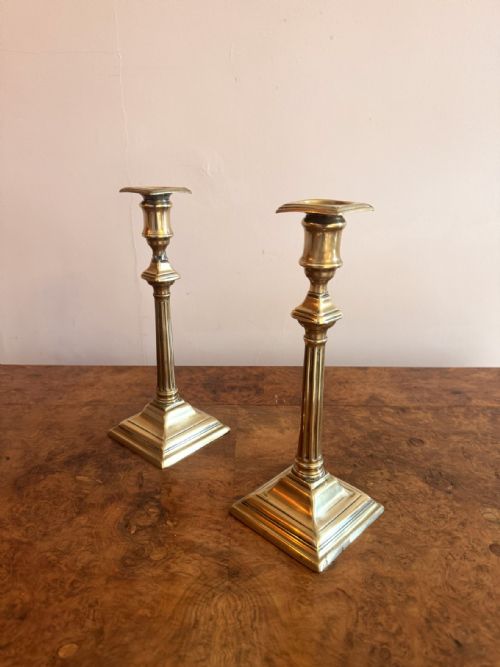QUALITY PAIR OF ANTIQUE REGENCY BRASS CANDLESTICKS - ADDITIONAL PHOTO 2