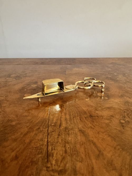 PAIR OF ANTIQUE EDWARDIAN BRASS CANDLE SNUFFERS TRAY - ADDITIONAL PHOTO 4
