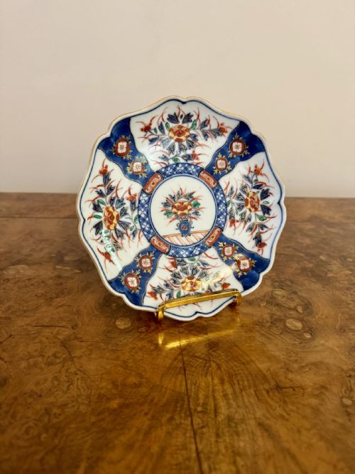FINE QUALITY PAIR OF ANTIQUE JAPANESE IMARI PLATES - ADDITIONAL PHOTO 1