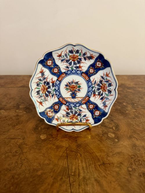 FINE QUALITY PAIR OF ANTIQUE JAPANESE IMARI PLATES - ADDITIONAL PHOTO 2