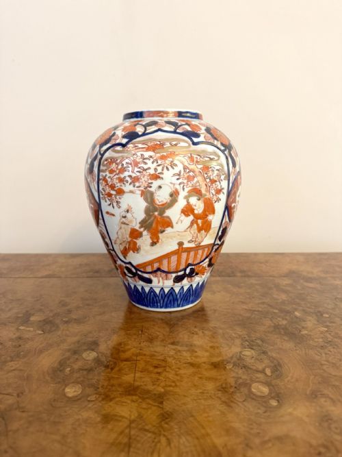 FINE QUALITY ANTIQUE JAPANESE IMARI SHAPED VASE