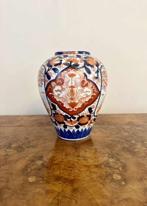 FINE QUALITY ANTIQUE JAPANESE IMARI SHAPED VASE - ADDITIONAL PHOTO 2