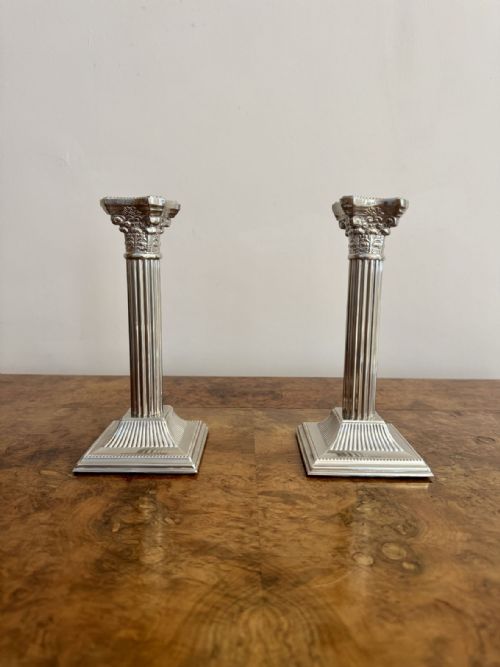 PRETTY PAIR OF ANTIQUE EDWARDIAN SILVER PLATED CANDLESTICKS - ADDITIONAL PHOTO 3