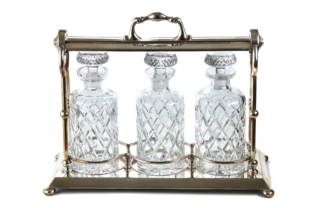 Quality Antique Victorian Silver Plated Tantalus 