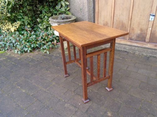 Arts & Crafts rectangular oak table