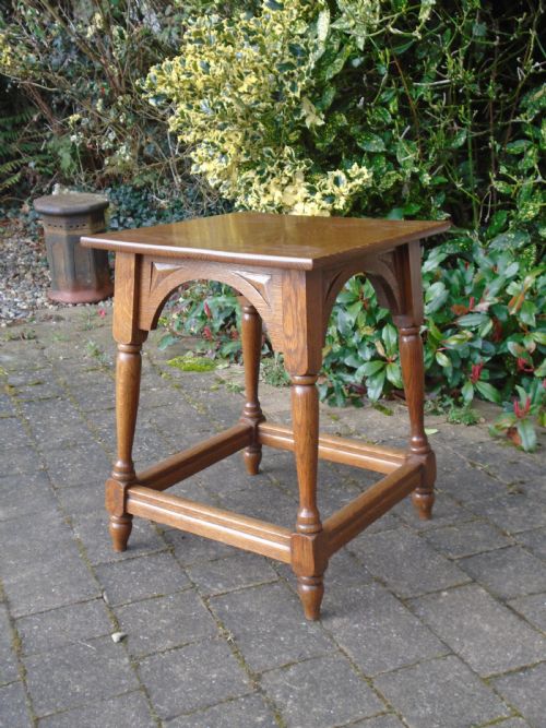 Chunky Arts & Crafts oak table