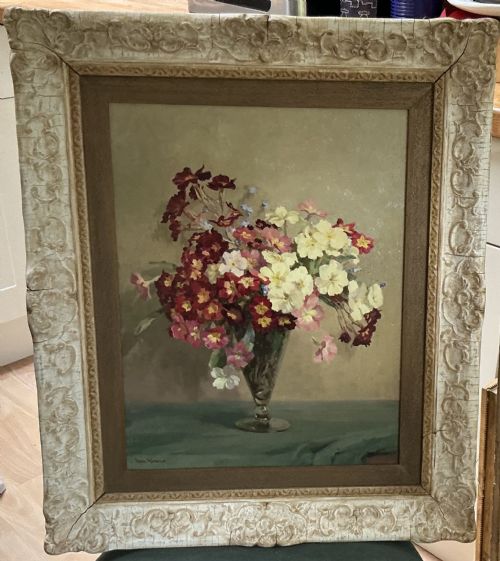 FREDA MARSTON OIL PAINTING POLYANTHUS IN A VASE - ADDITIONAL PHOTO 1