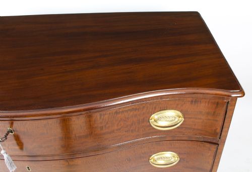 ANTIQUE GEORGE III SERPENTINE FLAME MAHOGANY CHEST DRAWERS 18TH CENTURY - ADDITIONAL PHOTO 5