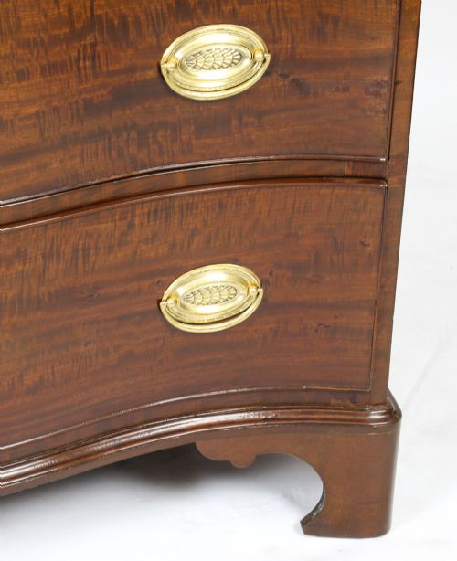 ANTIQUE GEORGE III SERPENTINE FLAME MAHOGANY CHEST DRAWERS 18TH CENTURY - ADDITIONAL PHOTO 12