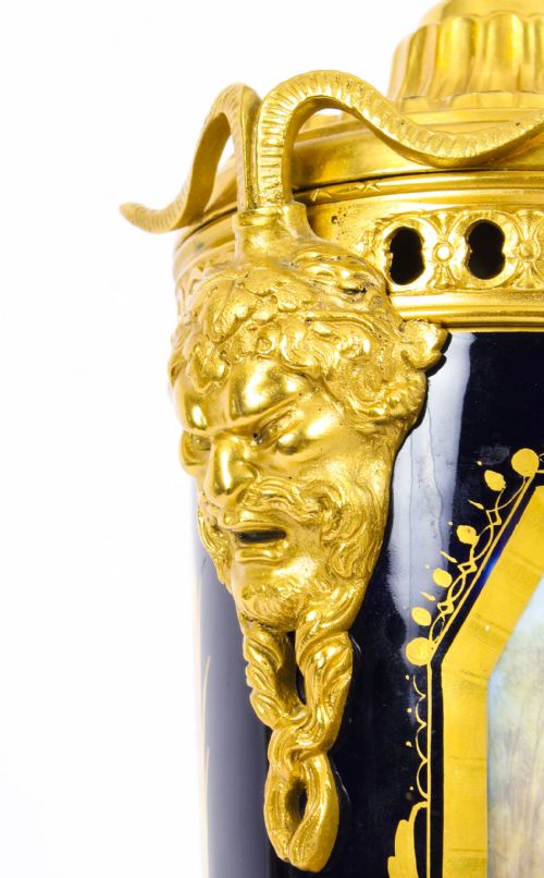 ANTIQUE BLEU ROYALE SEVRES PORCELAIN ORMOLU TABLE LAMP C1870 19TH C - ADDITIONAL PHOTO 6