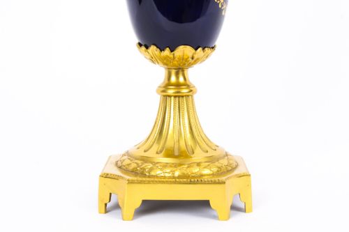 ANTIQUE BLEU ROYALE SEVRES PORCELAIN ORMOLU TABLE LAMP C1870 19TH C - ADDITIONAL PHOTO 10