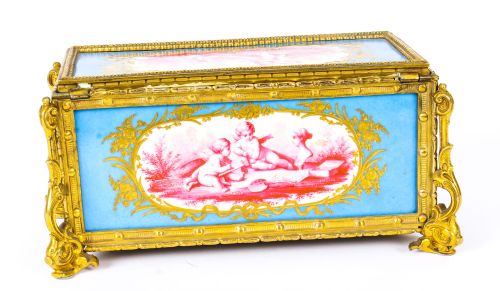 ANTIQUE FRENCH SEVRES PORCELAIN AND ORMOLU JEWELLERY CASKET C1870 19TH C - ADDITIONAL PHOTO 5