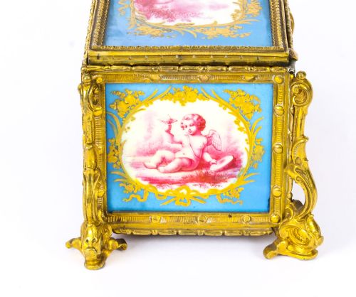 ANTIQUE FRENCH SEVRES PORCELAIN AND ORMOLU JEWELLERY CASKET C1870 19TH C - ADDITIONAL PHOTO 6