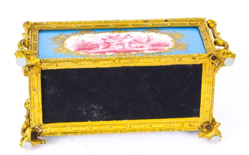ANTIQUE FRENCH SEVRES PORCELAIN AND ORMOLU JEWELLERY CASKET C1870 19TH C - ADDITIONAL PHOTO 10