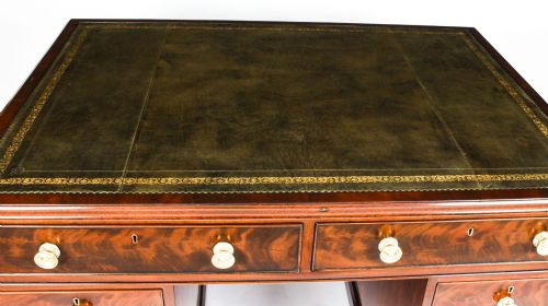 ANTIQUE 4FT VICTORIAN FLAME MAHOGANY PARTNERS PEDESTAL DESK 19TH C - ADDITIONAL PHOTO 5